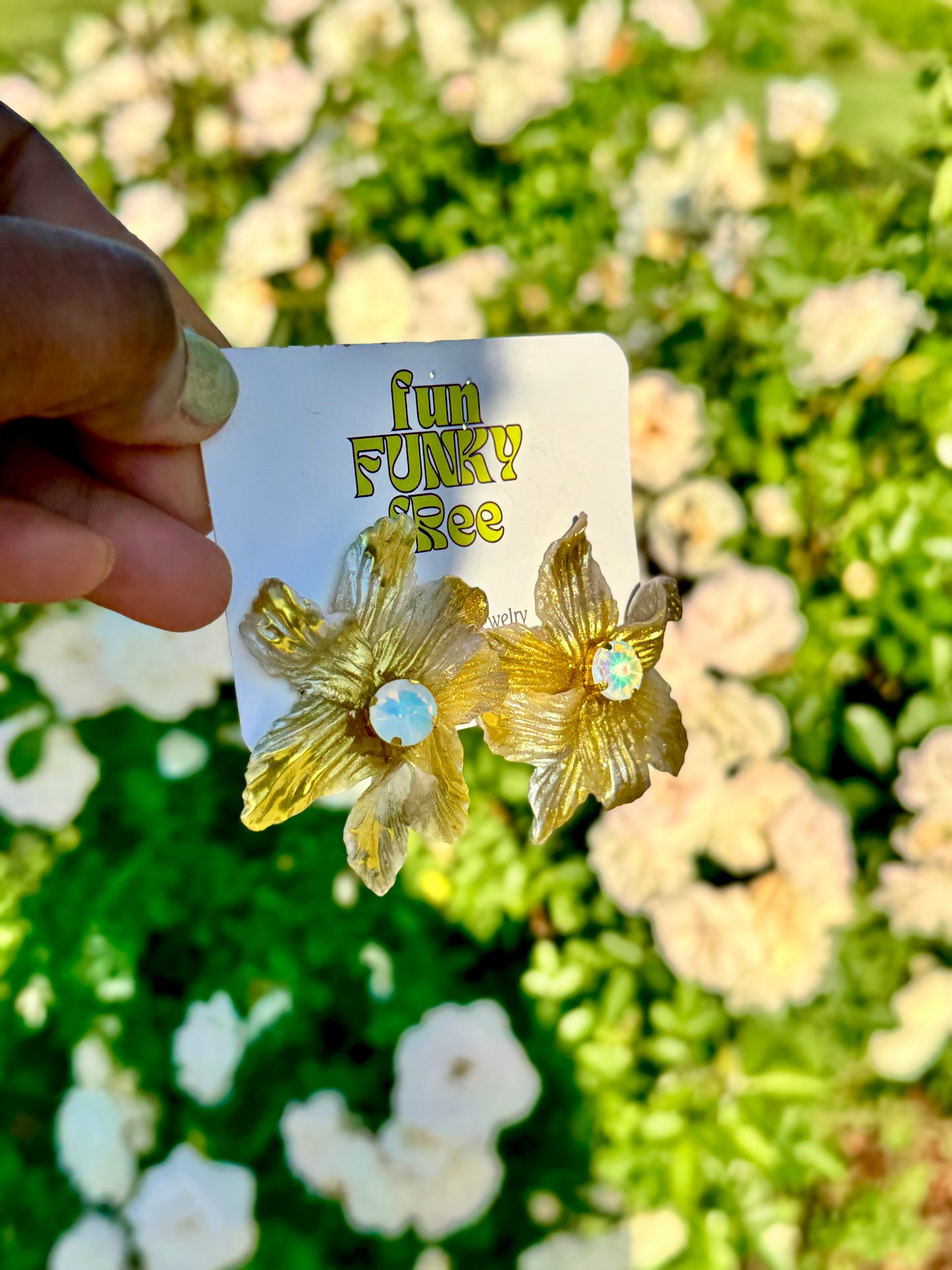 Wild Petals (Golden)