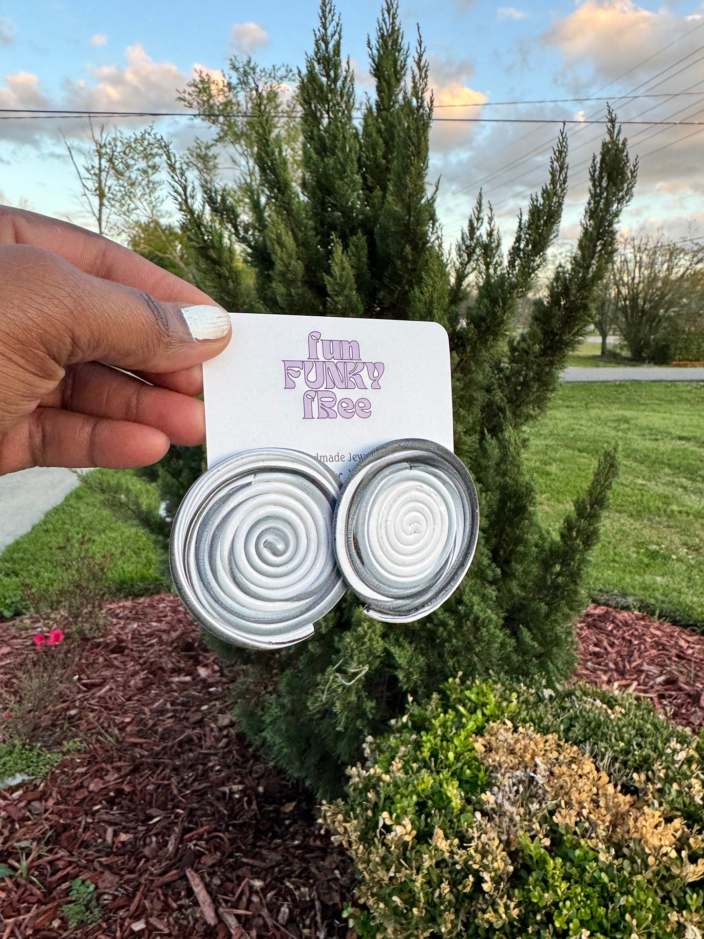 Funky Spirals - Bold