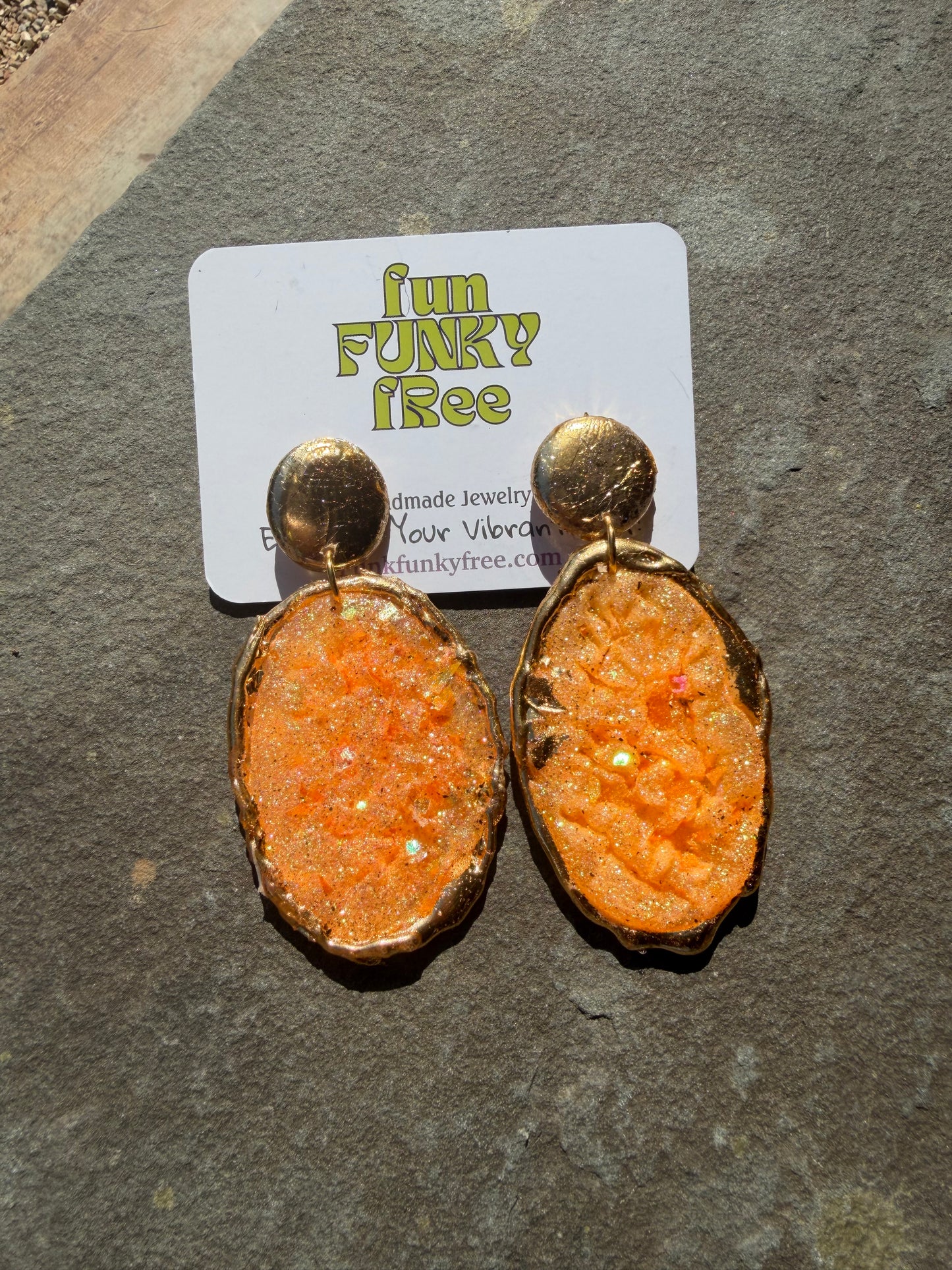 Crystal Treasures ( Firecracker)