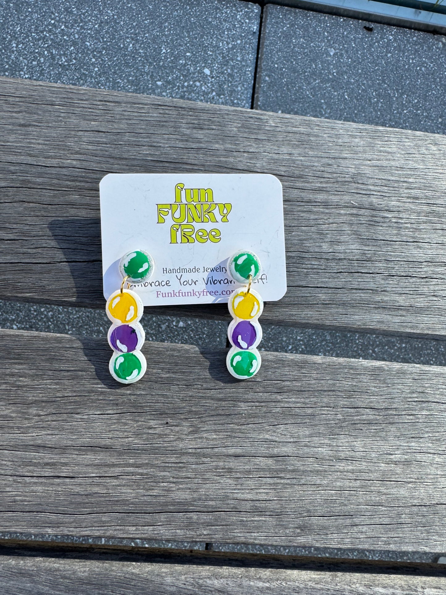 FUN Mardi Gras Beads