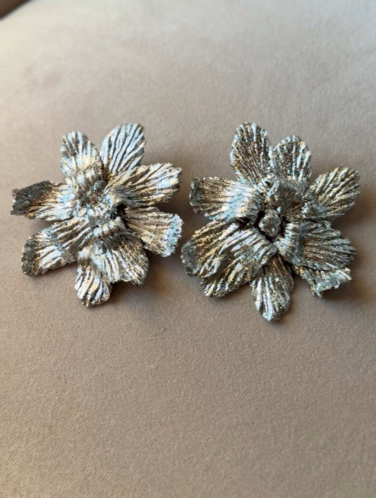 Silver Bloom