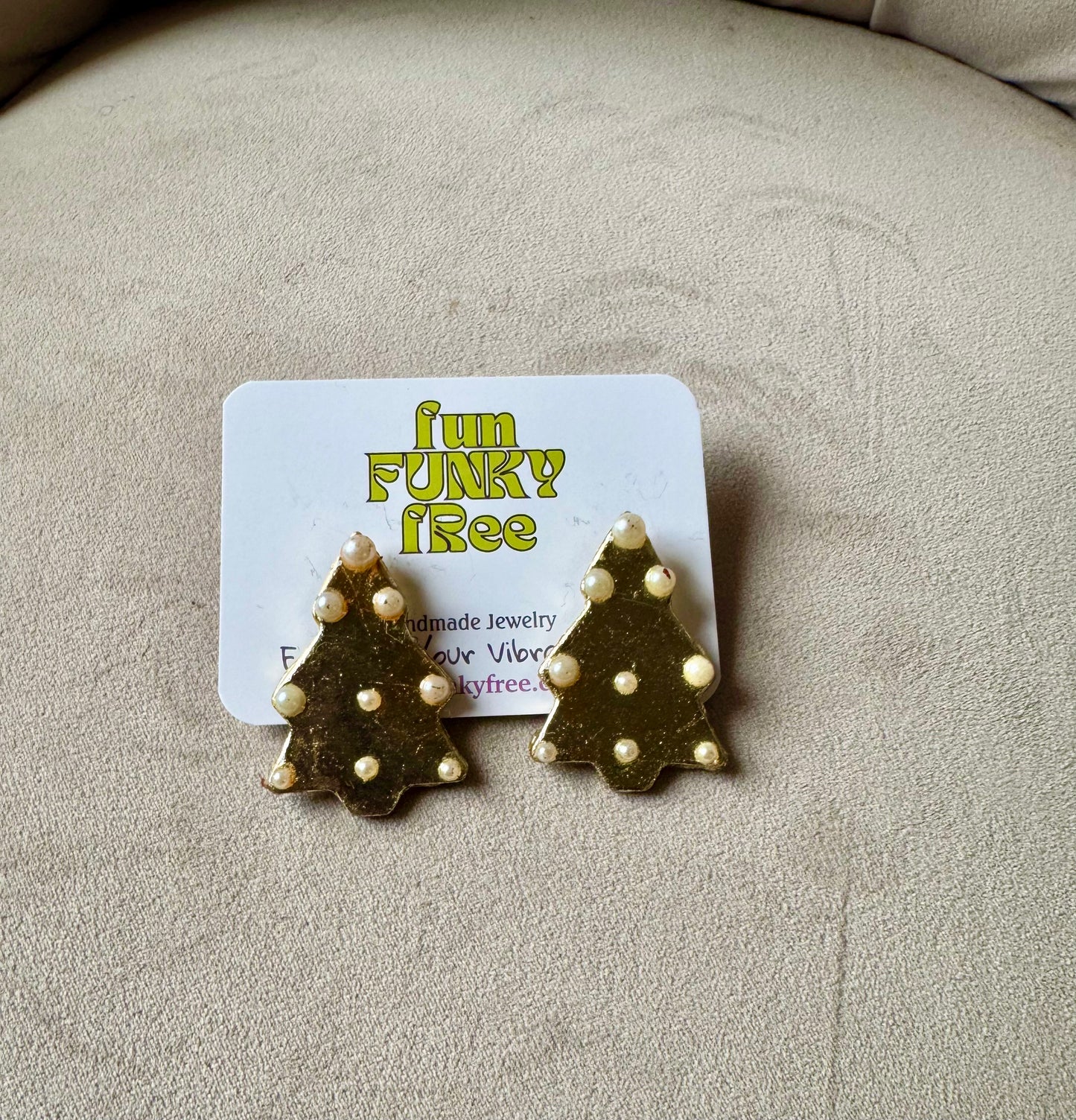 Funky Christmas Tree - Gold/Pearl