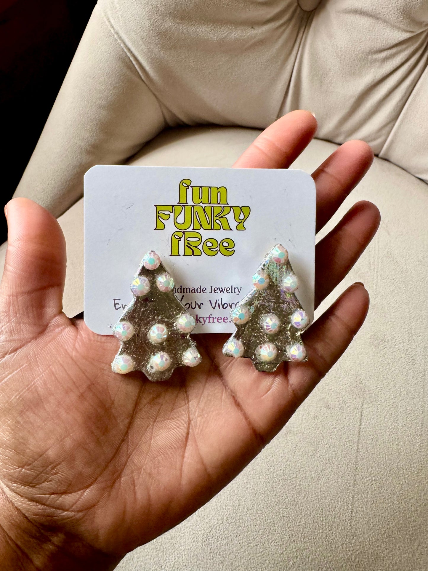 Funky Christmas Tree - Silver/ Iridescent